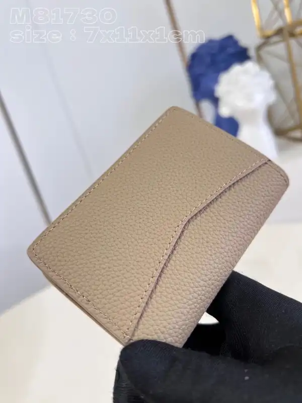 TO Louis Vuitton Pocket Organizer