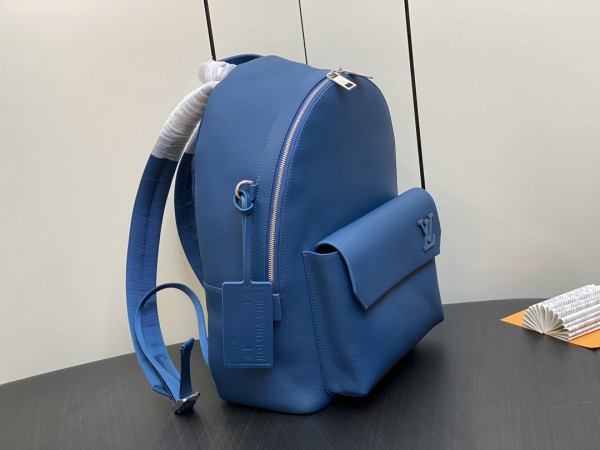 [FREE SHIPPING] LOUIS VUITTON TAKEOFF BACKPACK