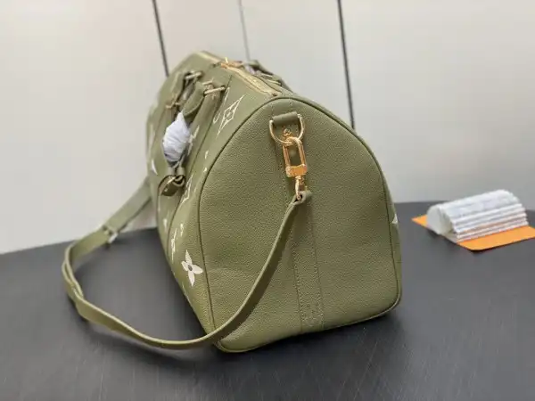 First bag ru LOUIS VUITTON  KEEPALL BANDOULIÈRE 45