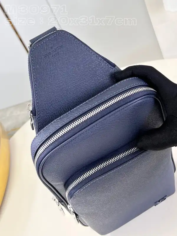 Rep LOUIS VUITTON Avenue Slingbag NM