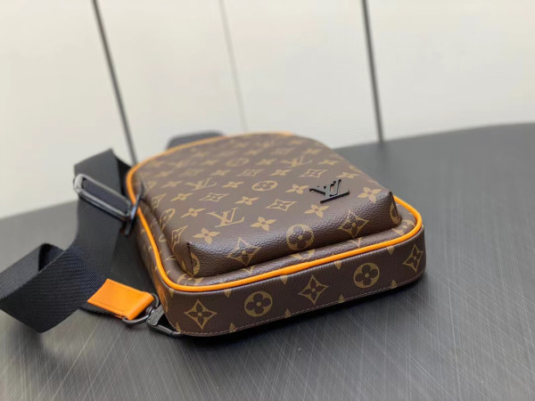 HOT SALE LOUIS VUITTON AVENUE SLINGBAG