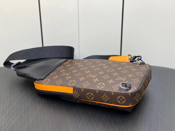 HOT SALE LOUIS VUITTON AVENUE SLINGBAG