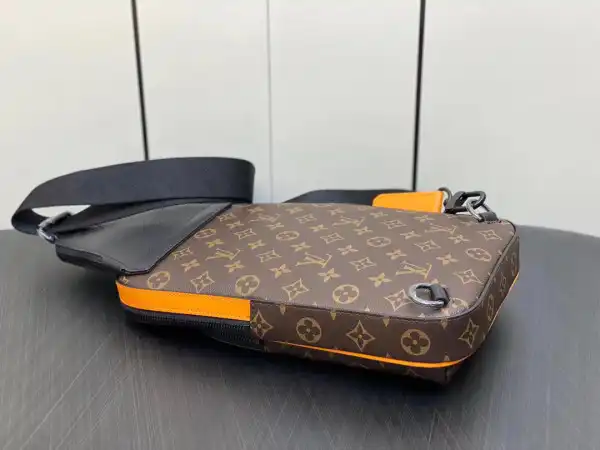 Aaa replica ru LOUIS VUITTON AVENUE SLINGBAG