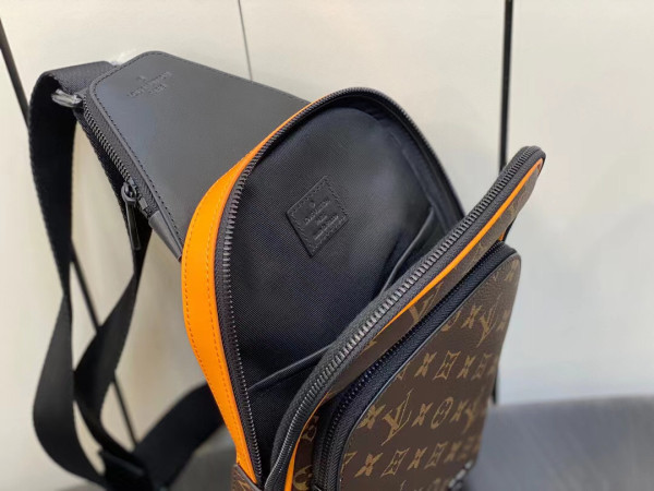 HOT SALE LOUIS VUITTON AVENUE SLINGBAG