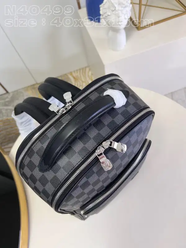 First bag ru LOUIS VUITTON Avenue Backpack