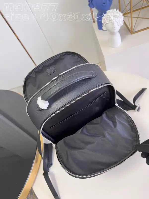 Cheap LOUIS VUITTON Avenue Backpack