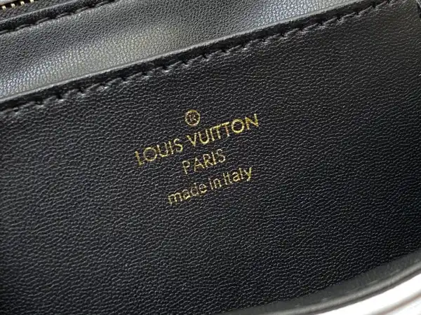 LOUIS VUITTON GO-14 MM