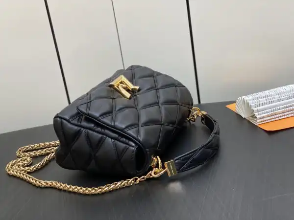 First bag ru LOUIS VUITTON GO-14 MM