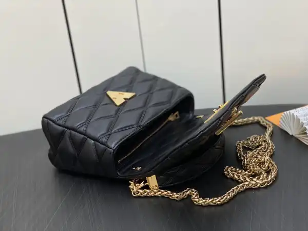 First bag ru LOUIS VUITTON GO-14 MM