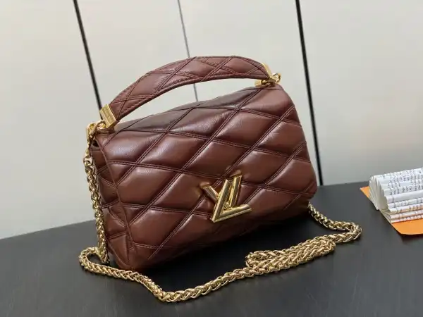 First bag ru LOUIS VUITTON GO-14 MM