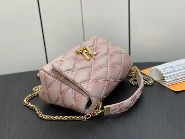 First bag ru LOUIS VUITTON GO-14 MM