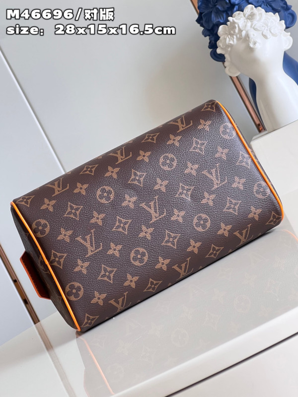 HOT SALE LOUIS VUITTON DOPP KIT TOILET POUCH