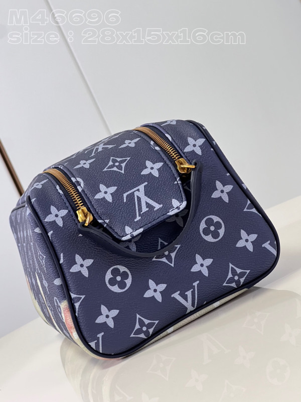 HOT SALE LOUIS VUITTON DOPP KIT TOILET POUCH