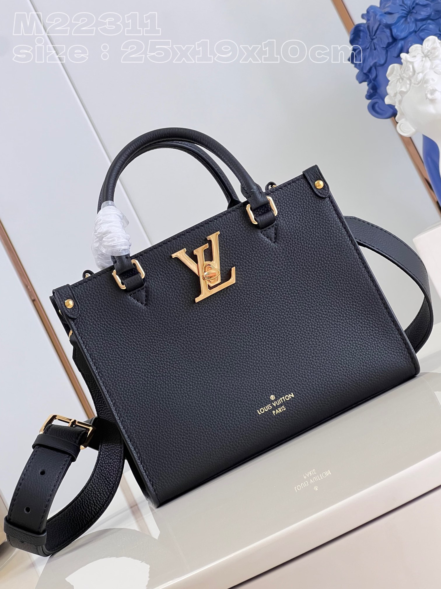 HOT SALE LOUIS VUITTON Lock & Go