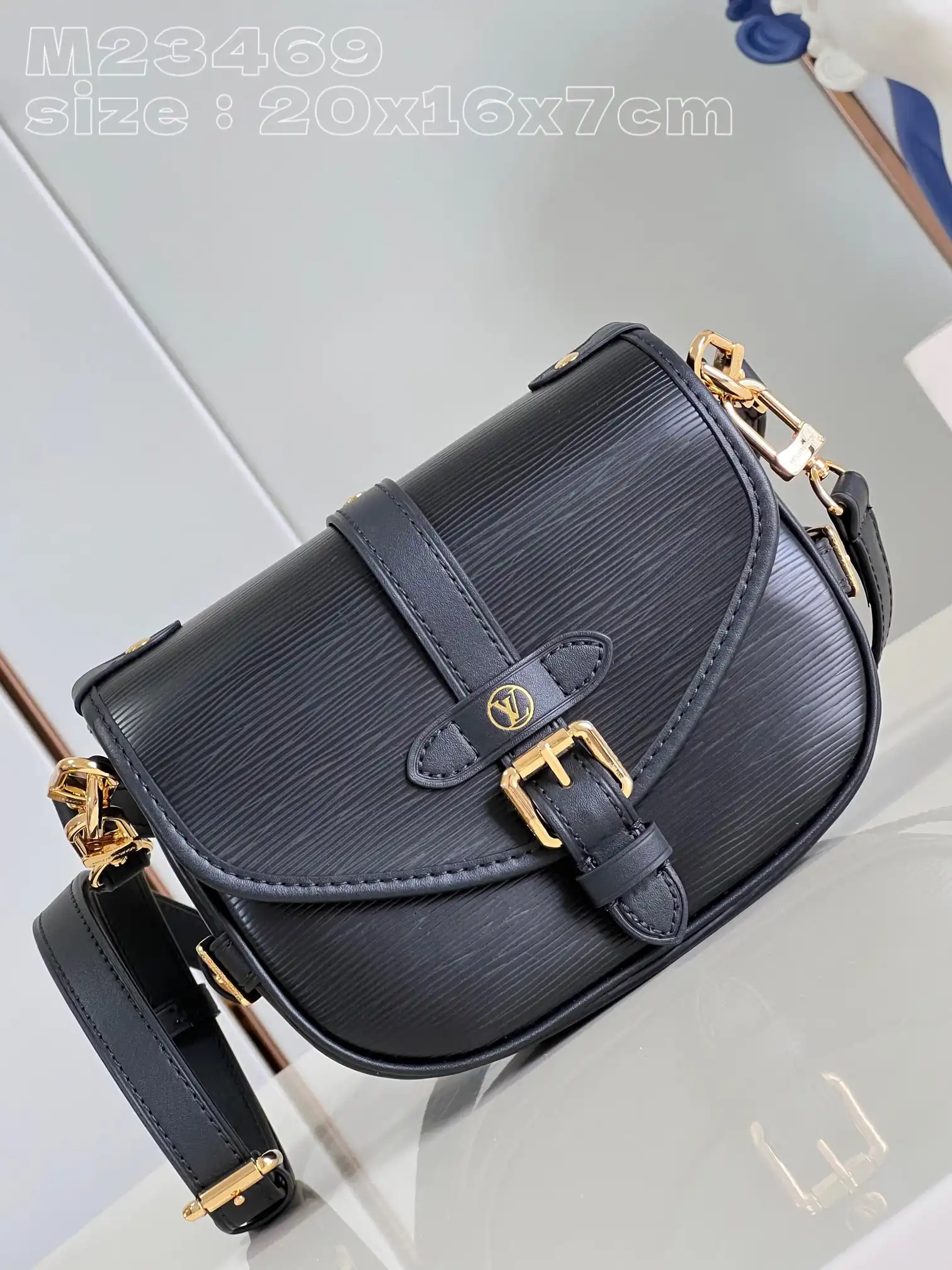 Aaa replica bags LOUIS VUITTON Saumur BB