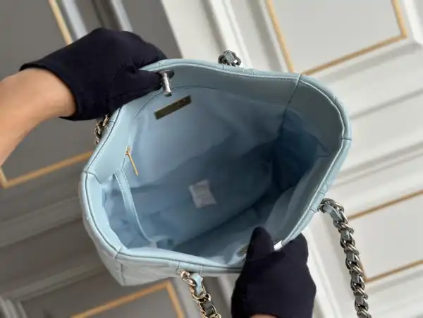 CHANEL TOTE BAG