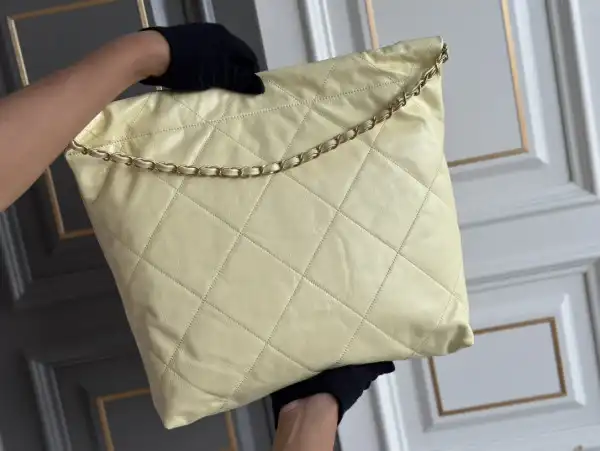 CHANEL 22 HANDBAG