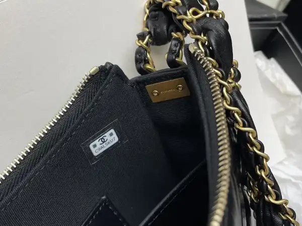 CHANEL HOBO HANDBAG