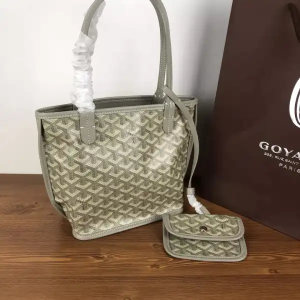 First bag ru GOYARD MINI TOTE BAG