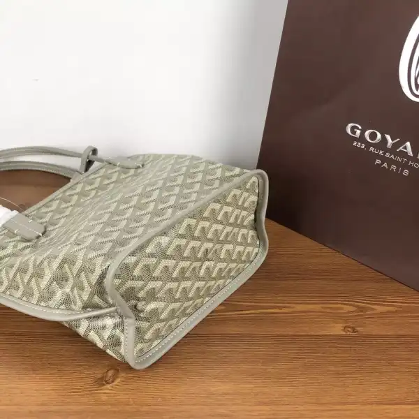 First bag ru GOYARD MINI TOTE BAG