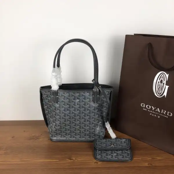 First bag ru GOYARD MINI TOTE BAG