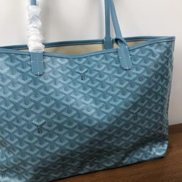 GOYARD TOTE BAG