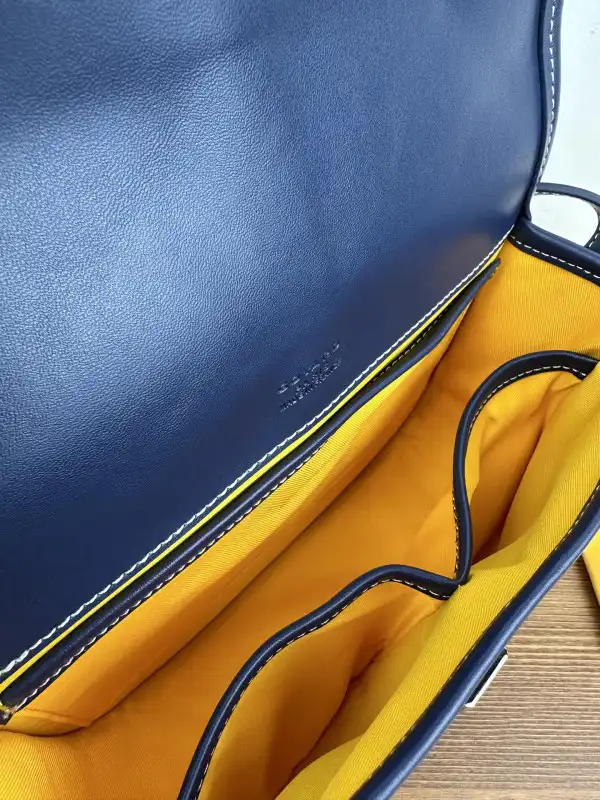 First bag ru GOYARD BELVEDERE