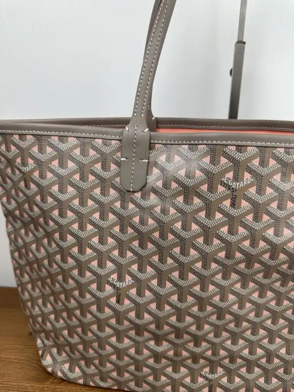 GOYARD TOTE BAG