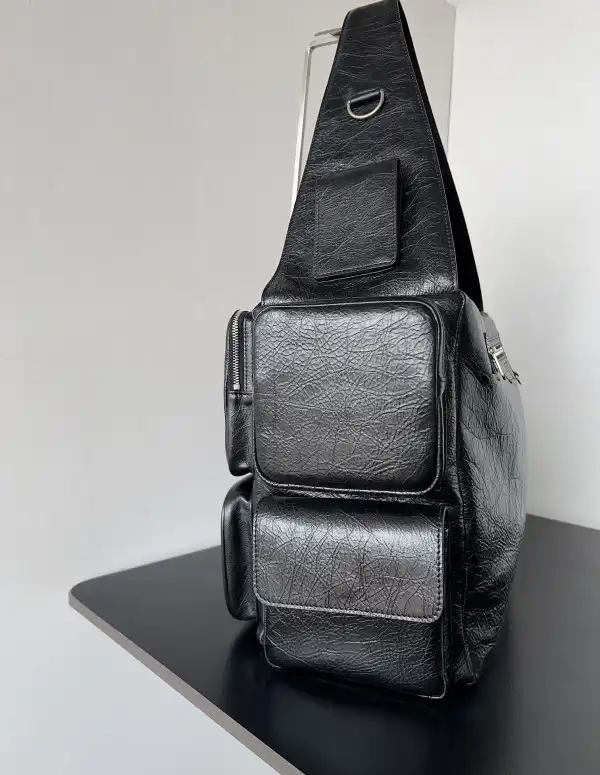 First bag ru BALENCIAGA SUPERBUSY LARGE SLING BAG