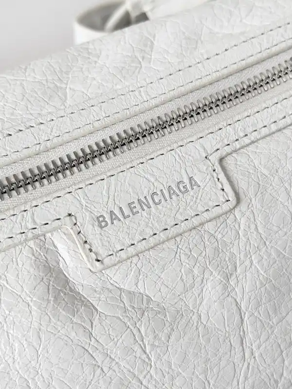 BALENCIAGA SUPERBUSY XS SLING BAG