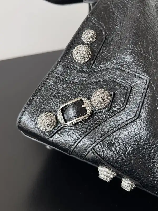 Yupoo bagsoffer BALENCIAGA WOMEN'S NEO CAGOLE CITY HANDBAG WITH RHINESTONES