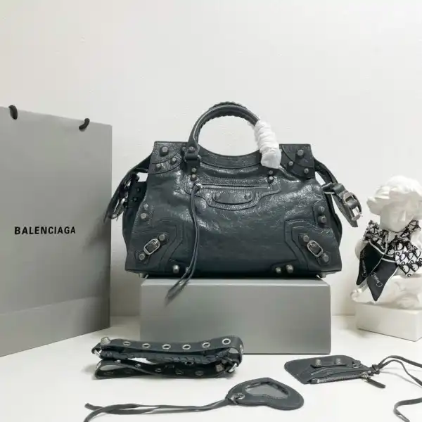 BALENCIAGA WOMEN'S NEO CAGOLE CITY HANDBAG