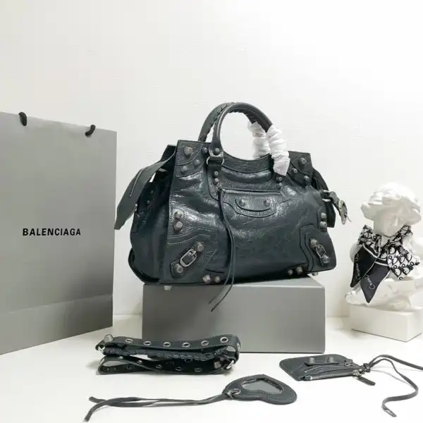 Frstbag ru BALENCIAGA WOMEN'S NEO CAGOLE CITY HANDBAG