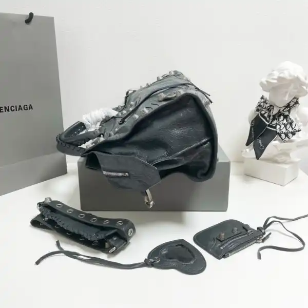 Affordable BALENCIAGA WOMEN'S NEO CAGOLE CITY HANDBAG