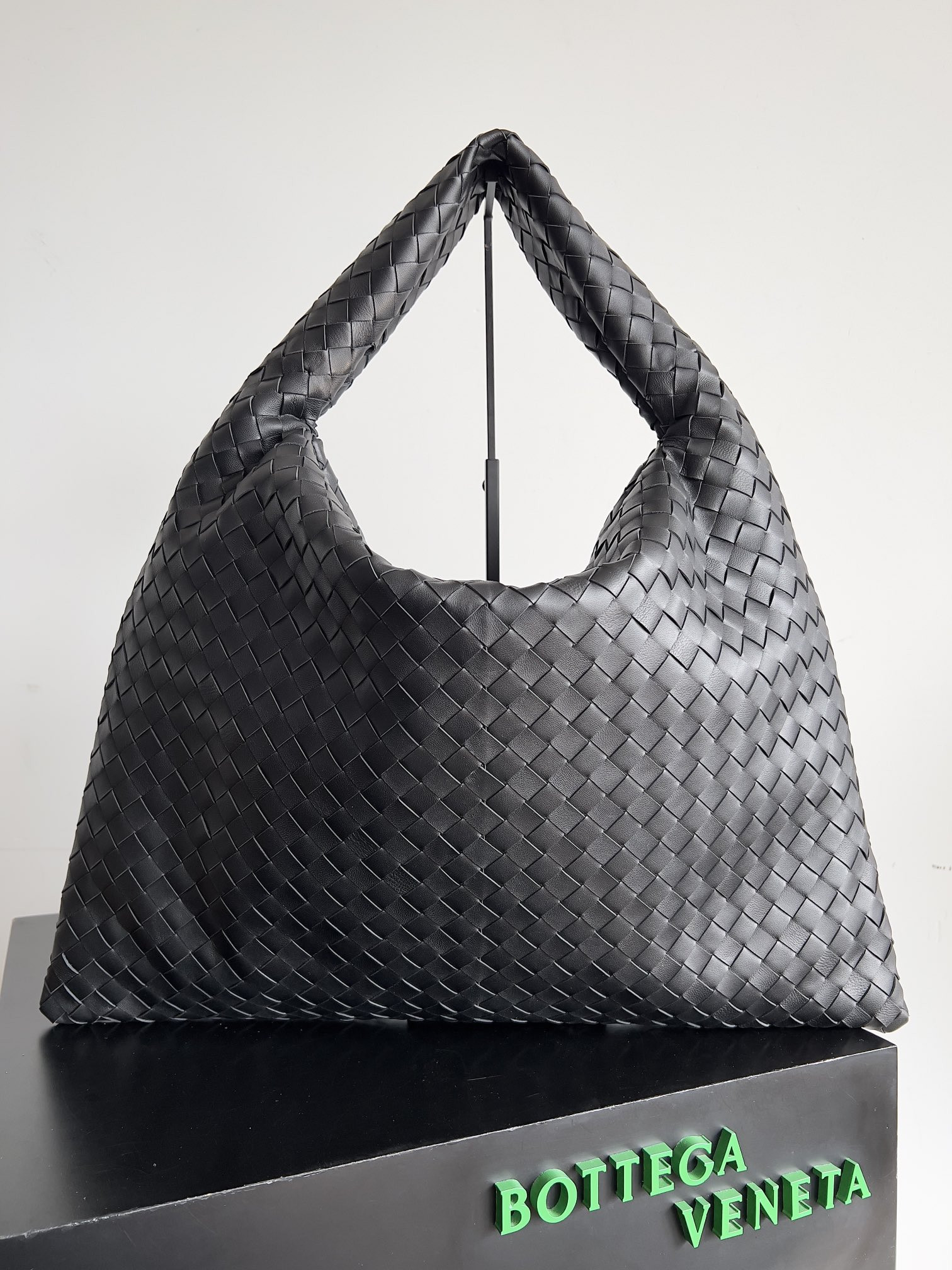 BOTTEGA VENETA Large Hop