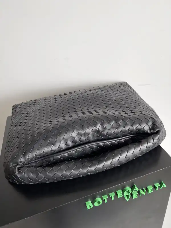 BOTTEGA VENETA Large Hop