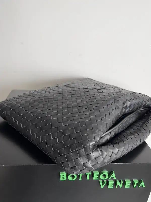 First bag ru BOTTEGA VENETA Large Hop