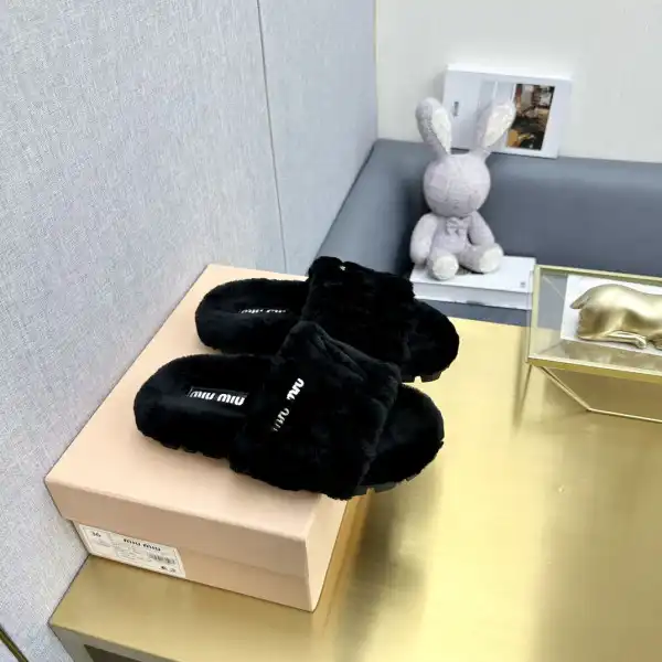 MIU MIU SLIPPERS