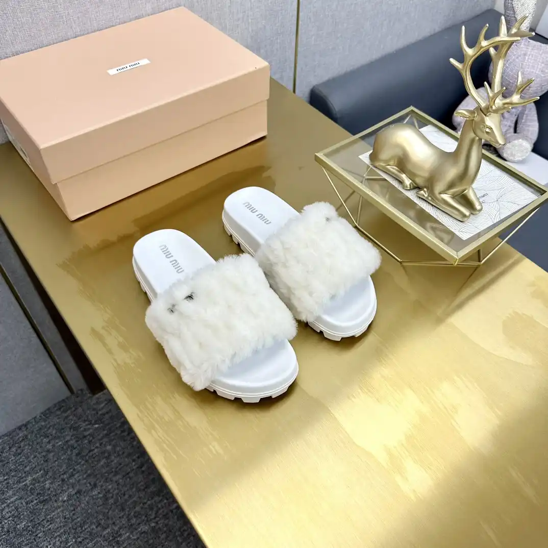 MIU MIU SLIPPERS