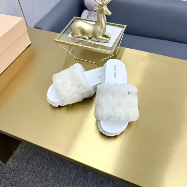 MIU MIU SLIPPERS