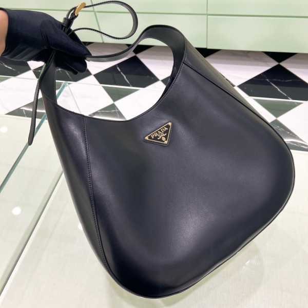 HOT SALE PRADA Large leather shoulder bag with topstitching