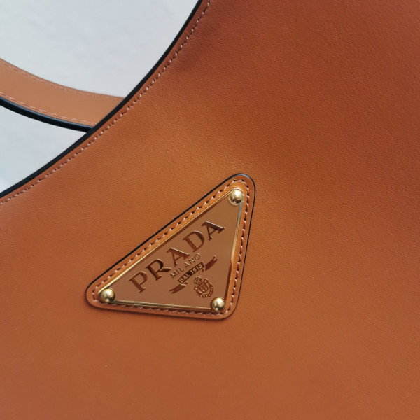 HOT SALE PRADA Large leather shoulder bag with topstitching