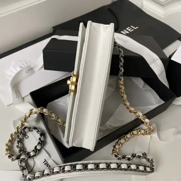 First bag ru CHANEL 19 WALLET ON CHAIN