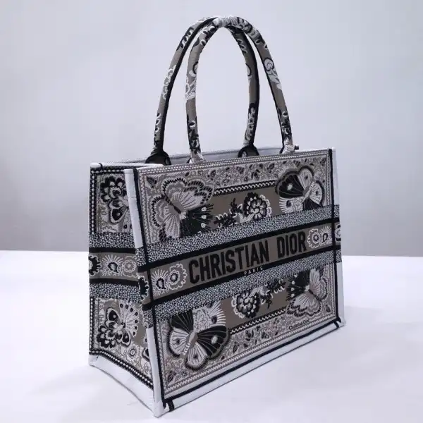 MEDIUM DIRO BOOK TOTE-36*18*28CM