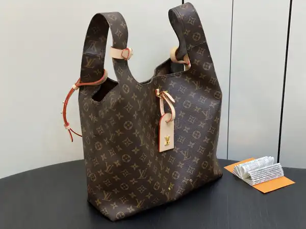 Frstbag ru LOUIS VUITTON Atlantis GM