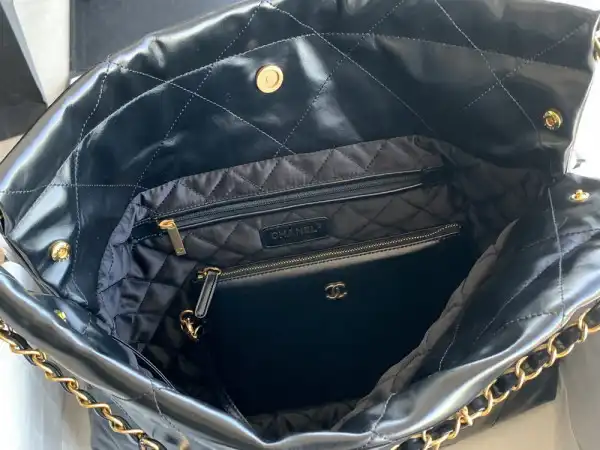 Firstbag Ru CHANEL 22 HANDBAG