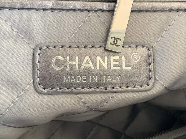 CL LARGE 22 HANDBAG