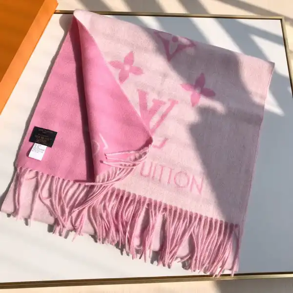 Frstbag ru LOUIS VUITTON REYKJAVIK SCARF