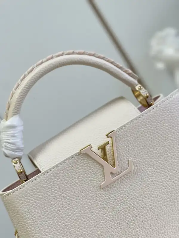 Rep LOUIS VUITTON CAPUCINES MM