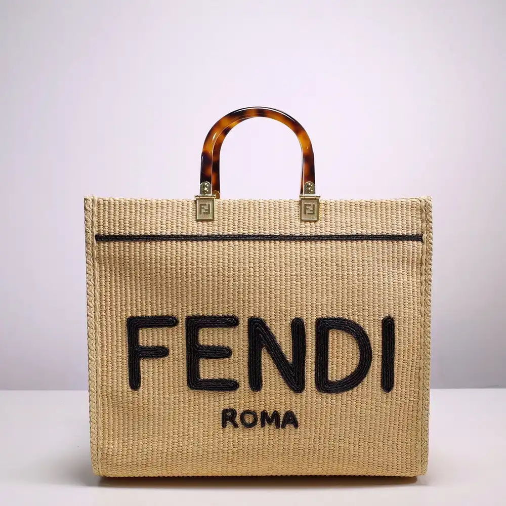 Firstbag Ru FENDI MEDIUM SUNSHINE